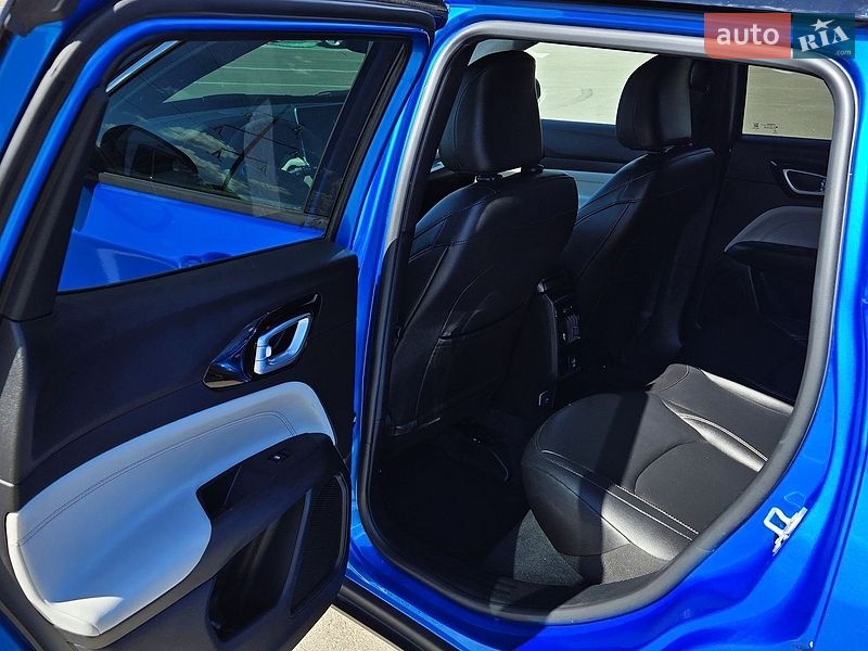 Внедорожник / Кроссовер Jeep Compass 2025 в Киеве фото 9 Внедорожник / Кроссовер Jeep Compass 2025 в Киеве