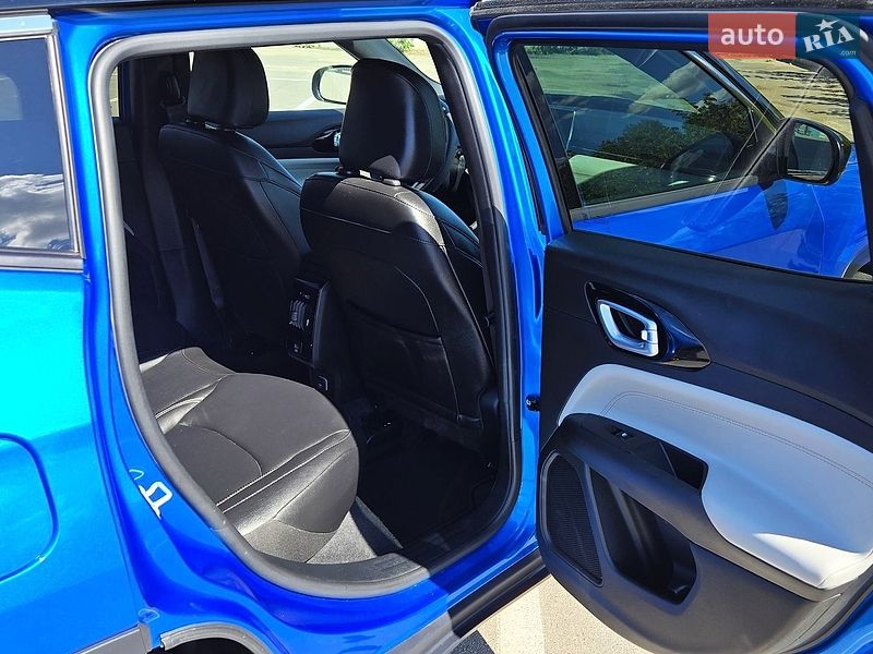 Внедорожник / Кроссовер Jeep Compass 2025 в Киеве фото 10 Внедорожник / Кроссовер Jeep Compass 2025 в Киеве