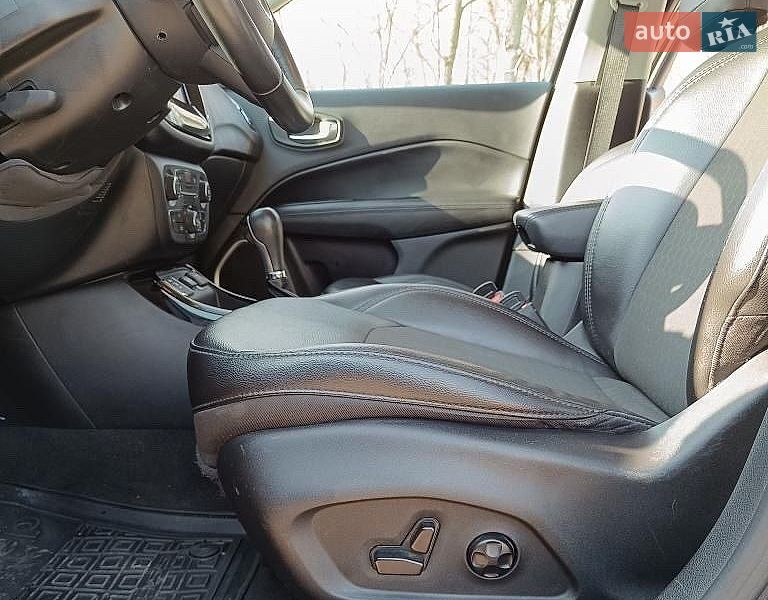 Внедорожник / Кроссовер Jeep Compass 2020 в Ивано-Франковске фото 8 Внедорожник / Кроссовер Jeep Compass 2020 в Ивано-Франковске