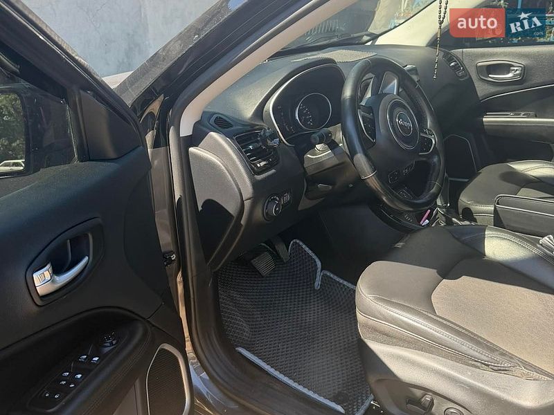 Внедорожник / Кроссовер Jeep Compass 2018 в Татарбунарах фото 13 Внедорожник / Кроссовер Jeep Compass 2018 в Татарбунарах
