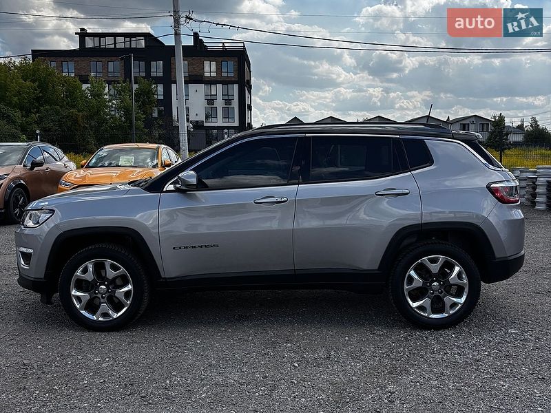 Внедорожник / Кроссовер Jeep Compass 2018 в Белогородке