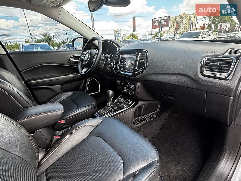 Внедорожник / Кроссовер Jeep Compass 2018 в Белогородке