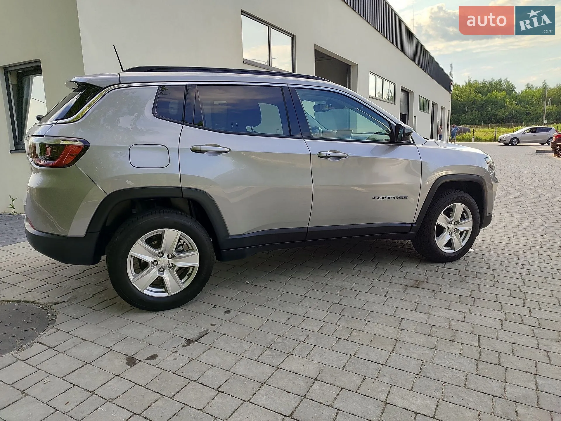 2022 Jeep Compass - мініатюра 6