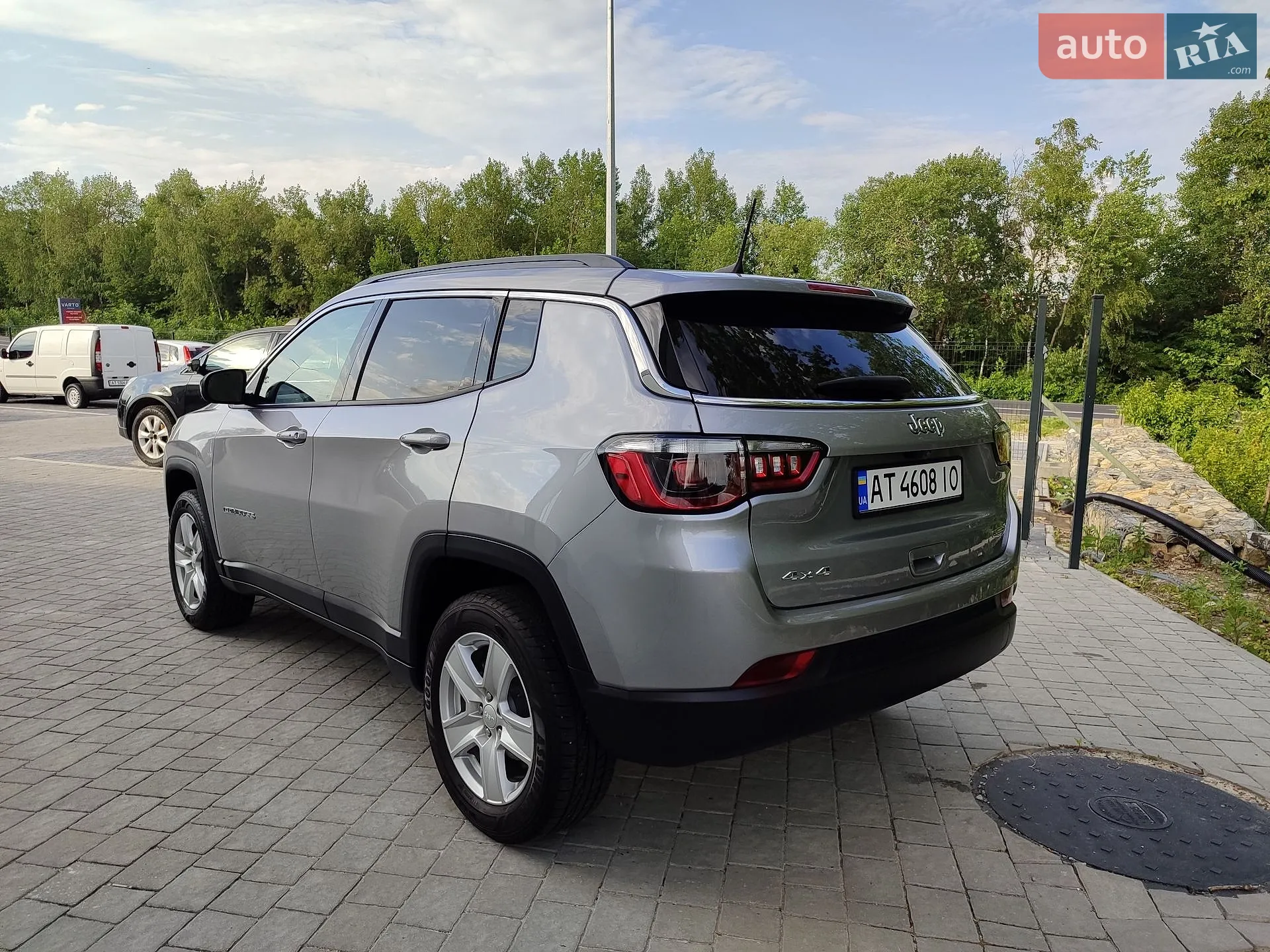 2022 Jeep Compass - мініатюра 9