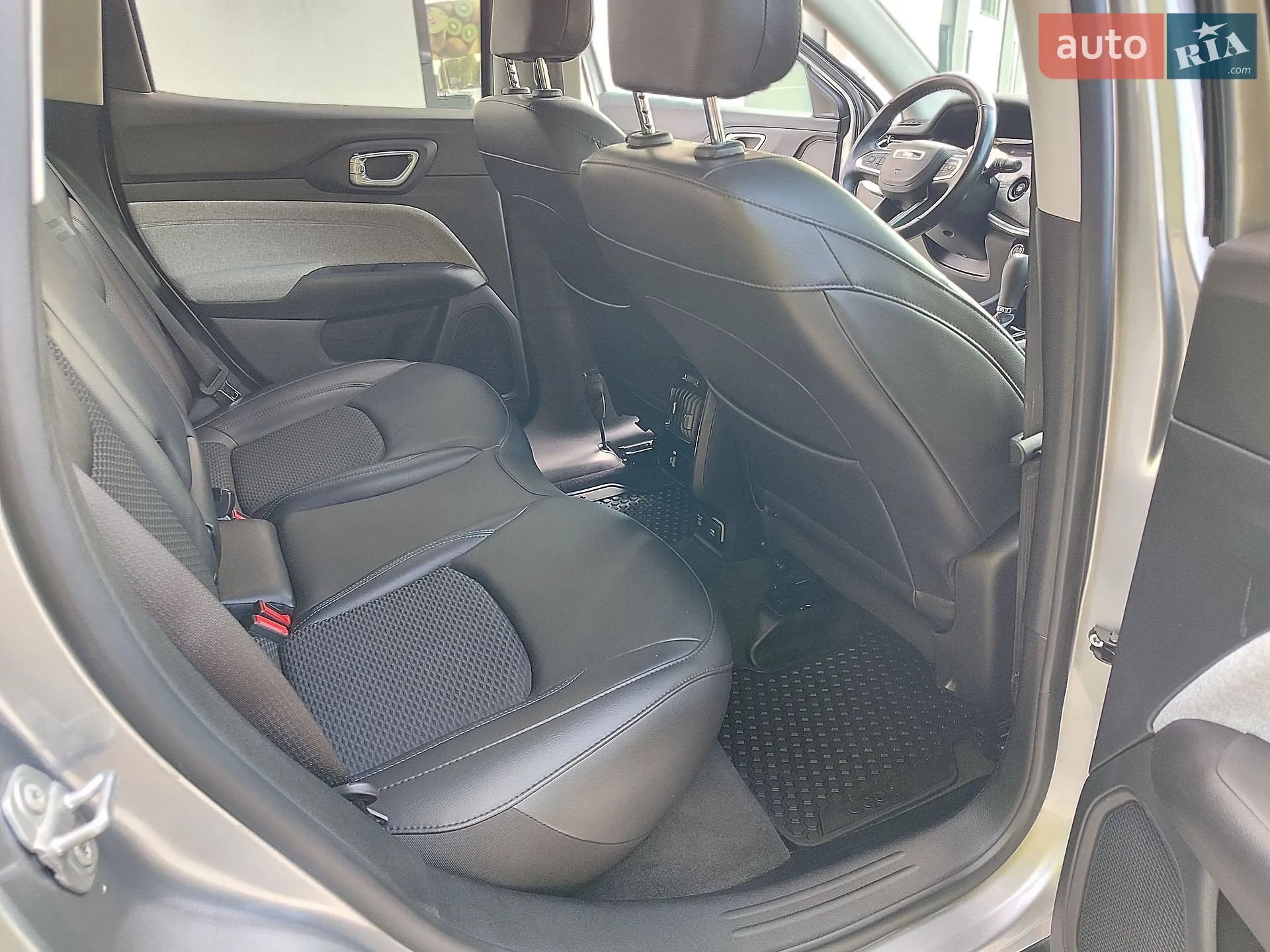2022 Jeep Compass - мініатюра 18