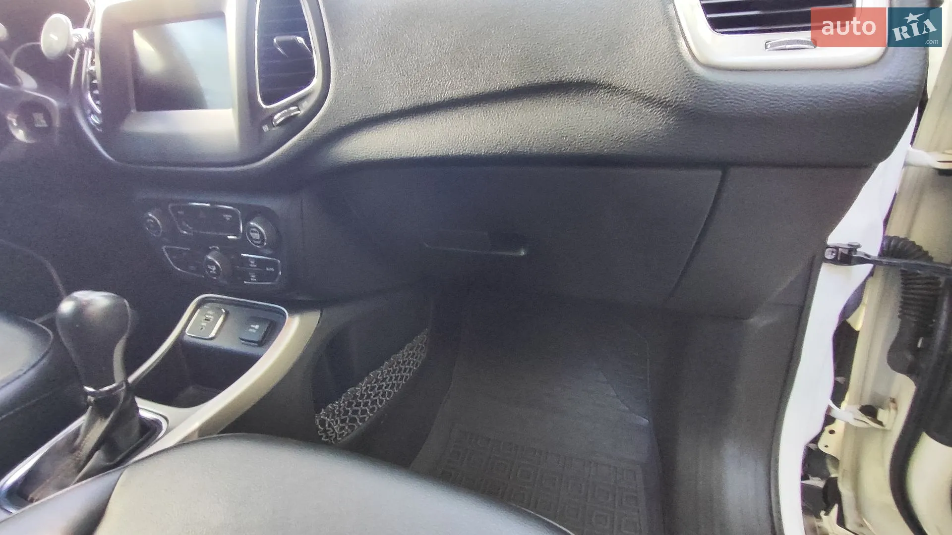 2019 Jeep Compass - мініатюра 44