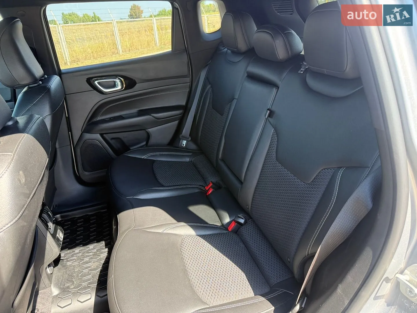 2023 Jeep Compass - мініатюра 37