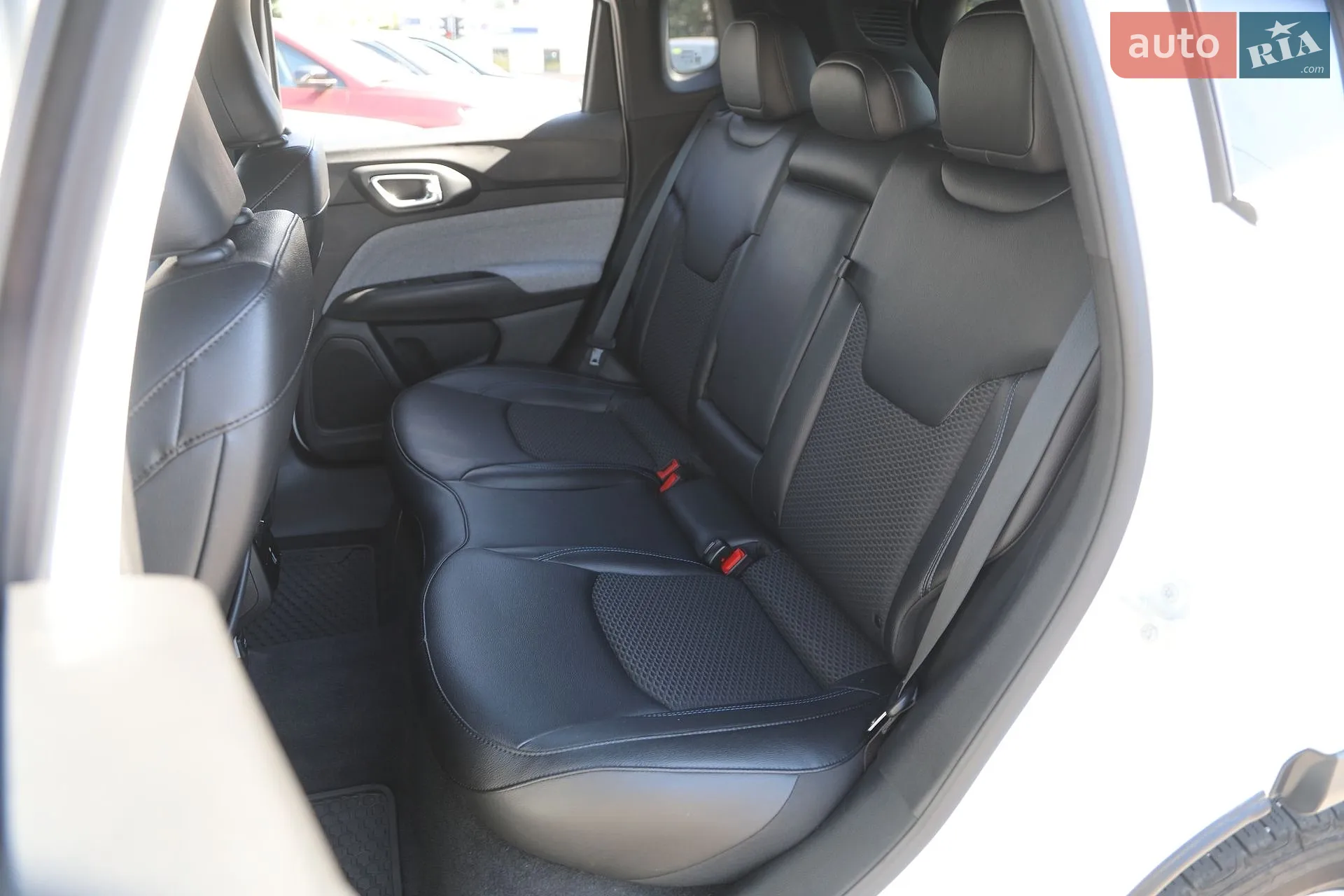 2024 Jeep Compass - мініатюра 14