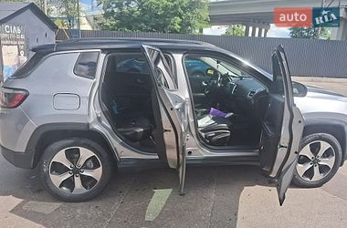 Позашляховик / Кросовер Jeep Compass 2017 в Броварах