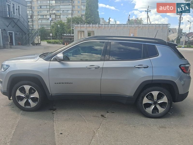 Позашляховик / Кросовер Jeep Compass 2017 в Броварах
