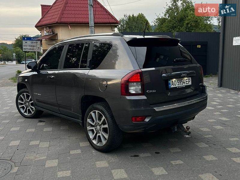 Внедорожник / Кроссовер Jeep Compass 2014 в Сваляве