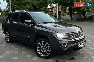 Внедорожник / Кроссовер Jeep Compass 2014 в Сваляве