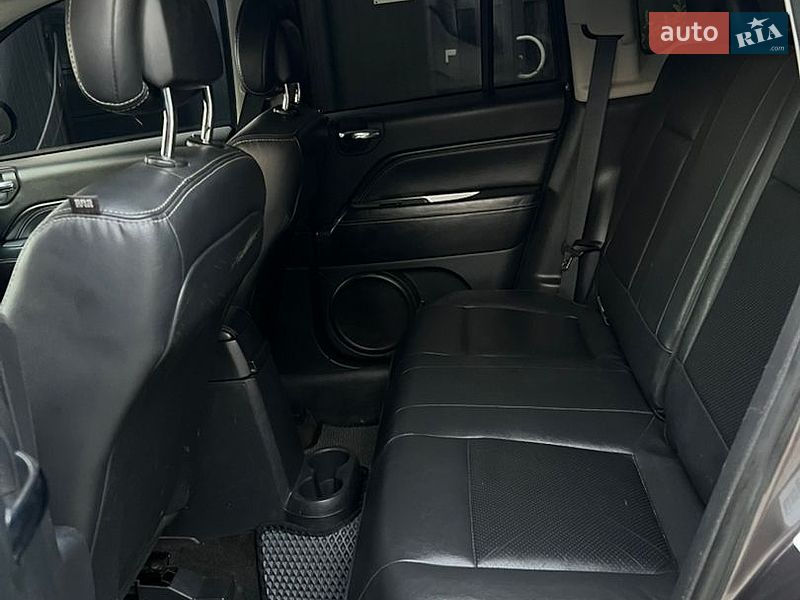 Внедорожник / Кроссовер Jeep Compass 2014 в Сваляве