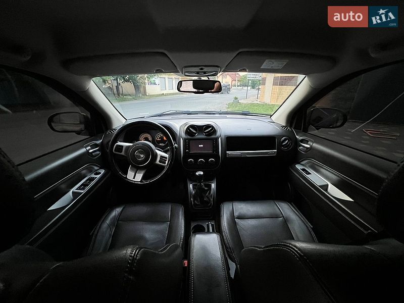 Внедорожник / Кроссовер Jeep Compass 2014 в Сваляве