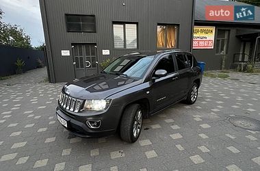 Внедорожник / Кроссовер Jeep Compass 2014 в Сваляве