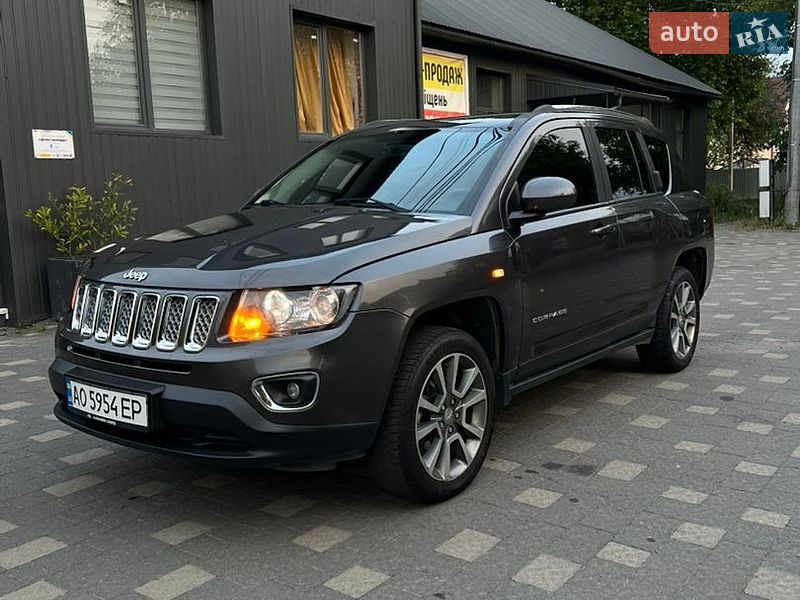 Внедорожник / Кроссовер Jeep Compass 2014 в Сваляве