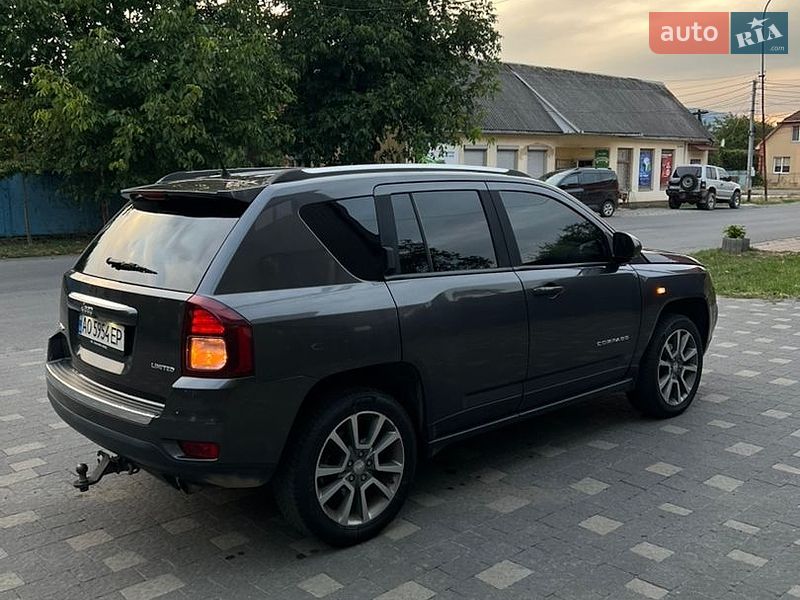 Внедорожник / Кроссовер Jeep Compass 2014 в Сваляве