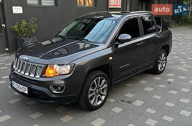 Внедорожник / Кроссовер Jeep Compass 2014 в Сваляве