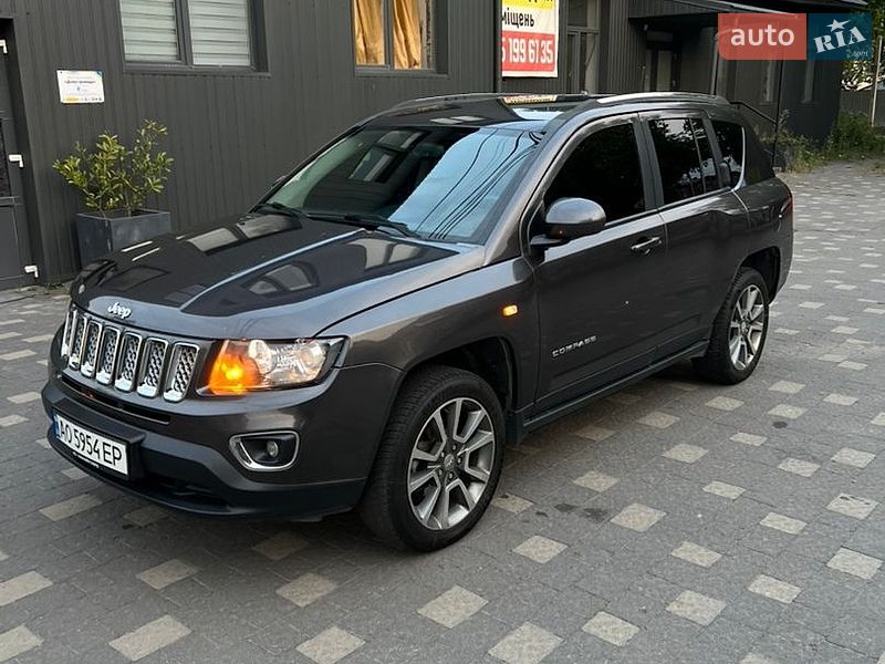 Внедорожник / Кроссовер Jeep Compass 2014 в Сваляве
