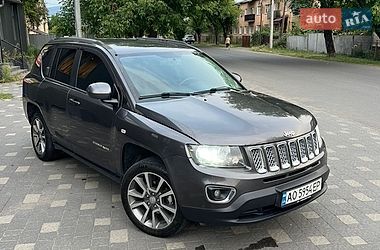 Внедорожник / Кроссовер Jeep Compass 2014 в Сваляве