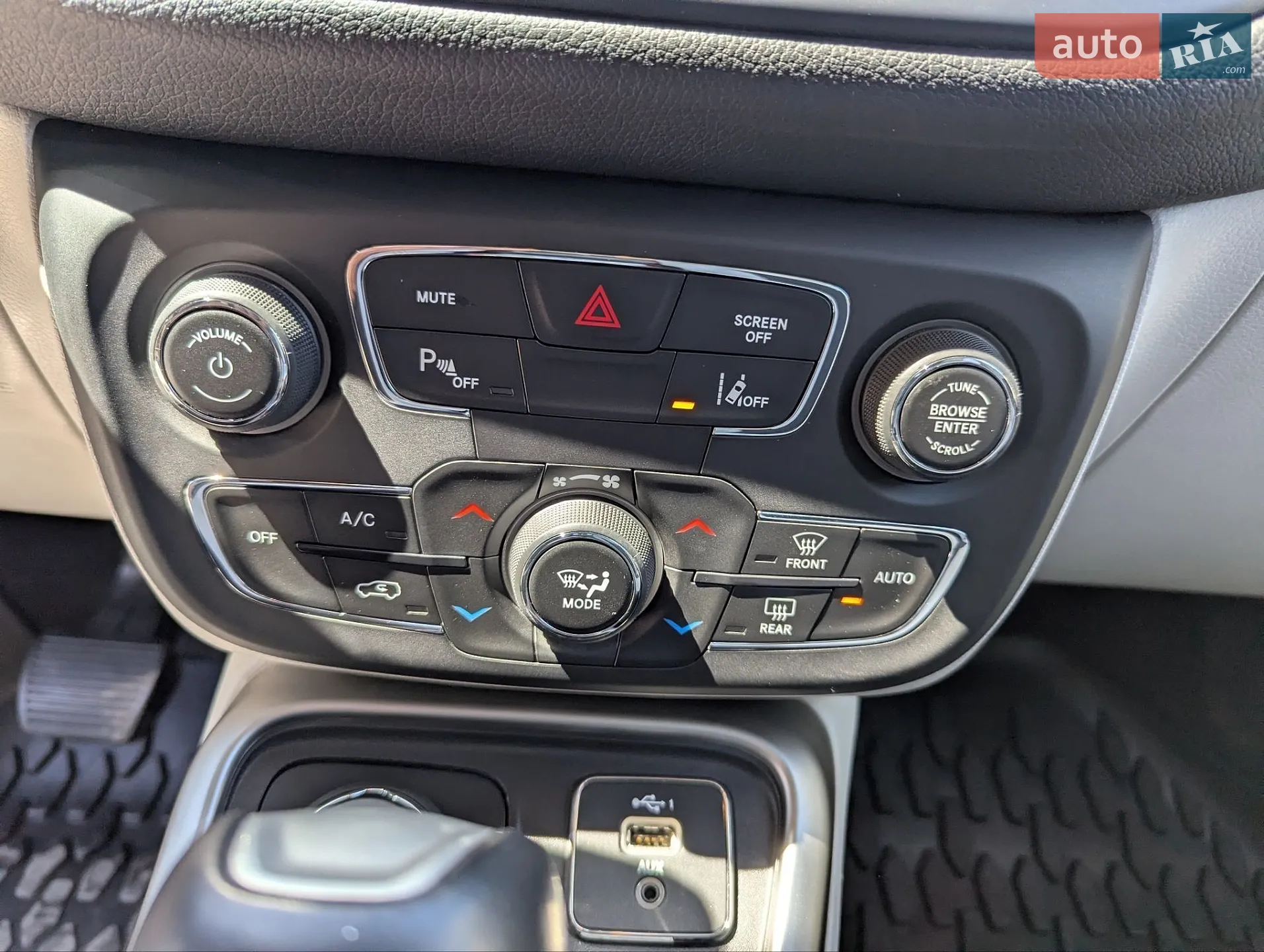 2019 Jeep Compass - мініатюра 32