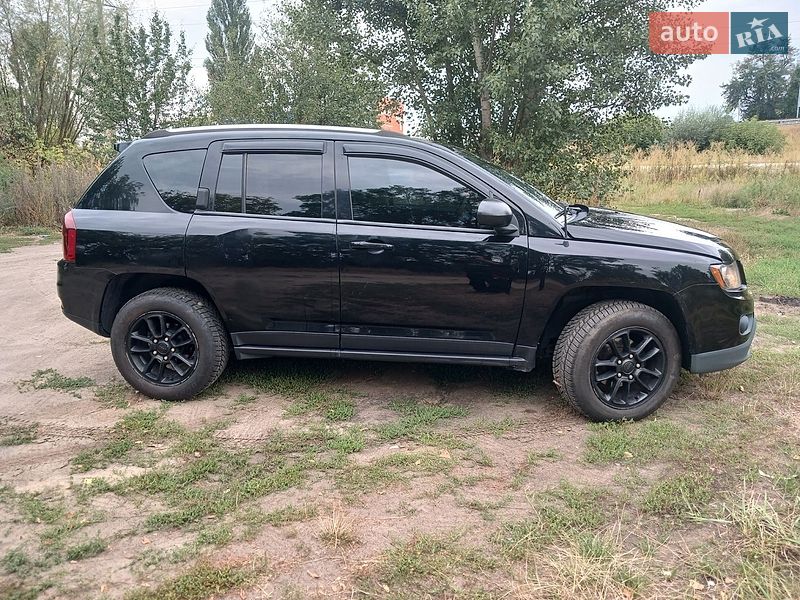 Позашляховик / Кросовер Jeep Compass 2014 в Києві