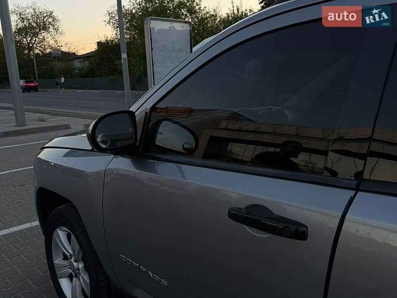 Внедорожник / Кроссовер Jeep Compass 2014 в Киеве