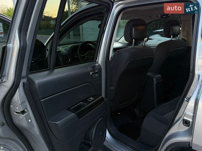 Внедорожник / Кроссовер Jeep Compass 2014 в Киеве