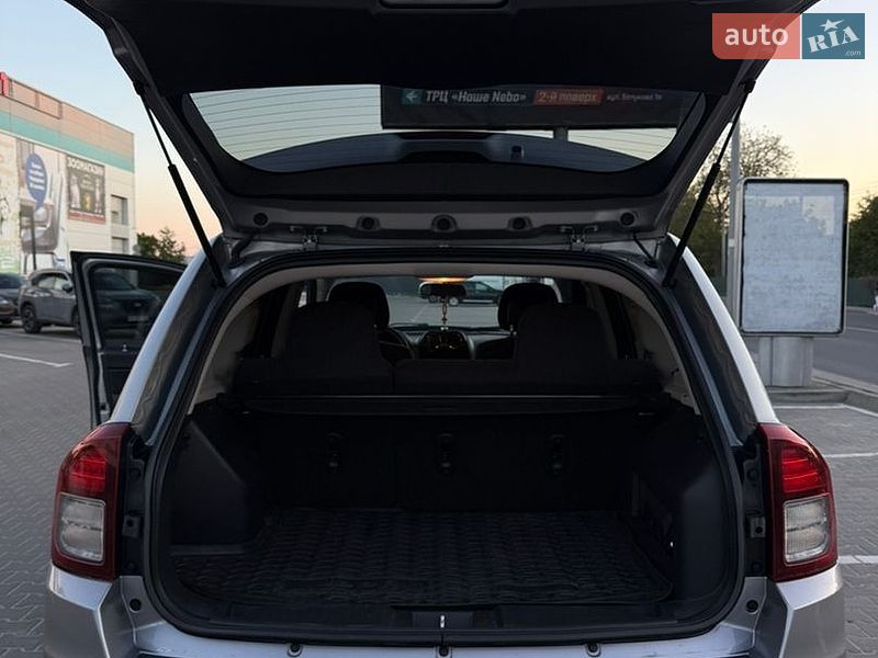 Внедорожник / Кроссовер Jeep Compass 2014 в Киеве