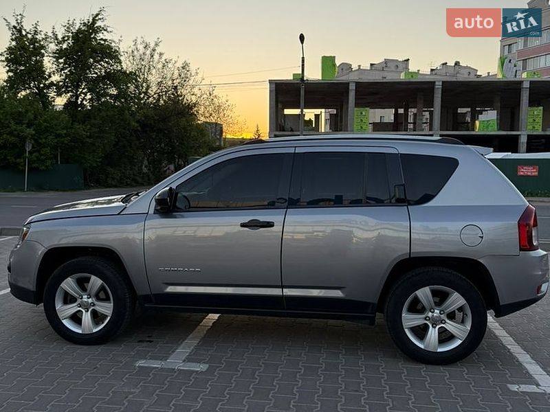 Внедорожник / Кроссовер Jeep Compass 2014 в Киеве