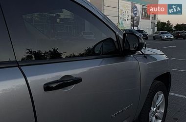 Внедорожник / Кроссовер Jeep Compass 2014 в Киеве