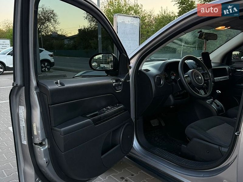 Внедорожник / Кроссовер Jeep Compass 2014 в Киеве