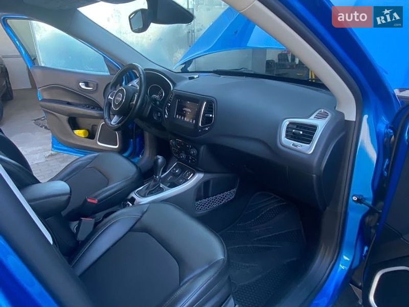 Позашляховик / Кросовер Jeep Compass 2017 в Полтаві