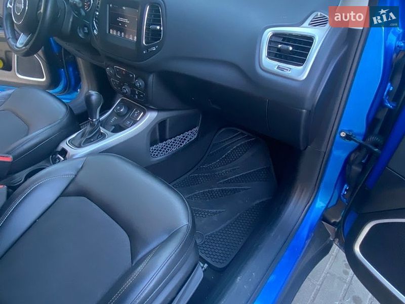 Позашляховик / Кросовер Jeep Compass 2017 в Полтаві