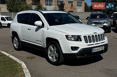 Внедорожник / Кроссовер Jeep Compass 2014 в Каменке