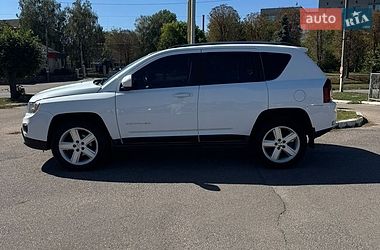 Внедорожник / Кроссовер Jeep Compass 2014 в Каменке