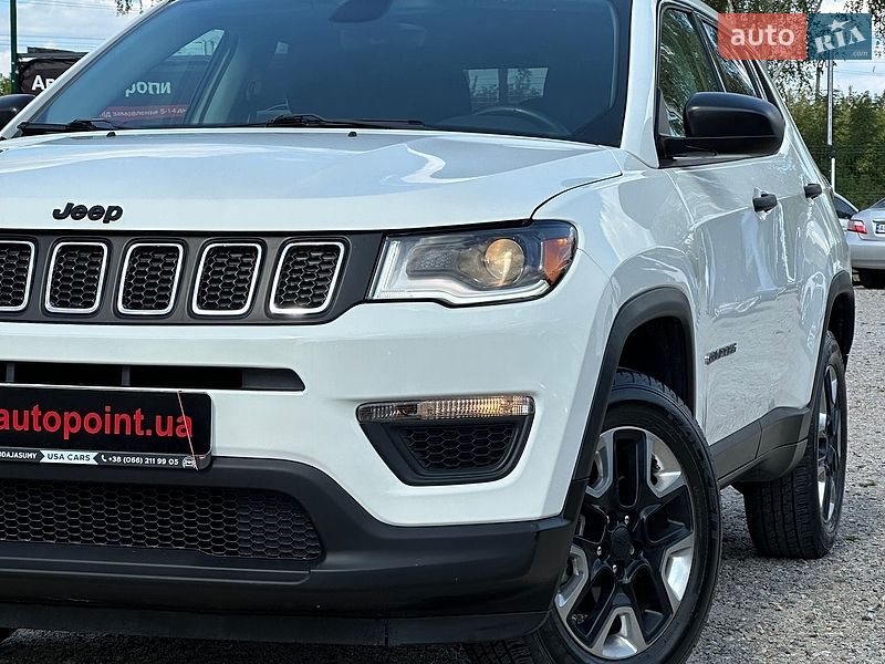 Внедорожник / Кроссовер Jeep Compass 2017 в Белогородке