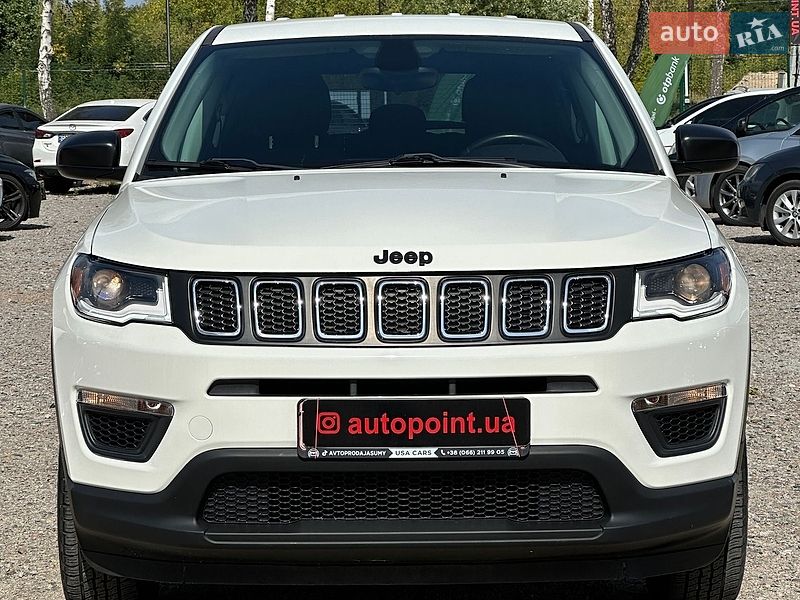 Внедорожник / Кроссовер Jeep Compass 2017 в Белогородке