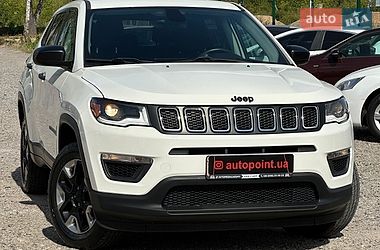 Внедорожник / Кроссовер Jeep Compass 2017 в Белогородке