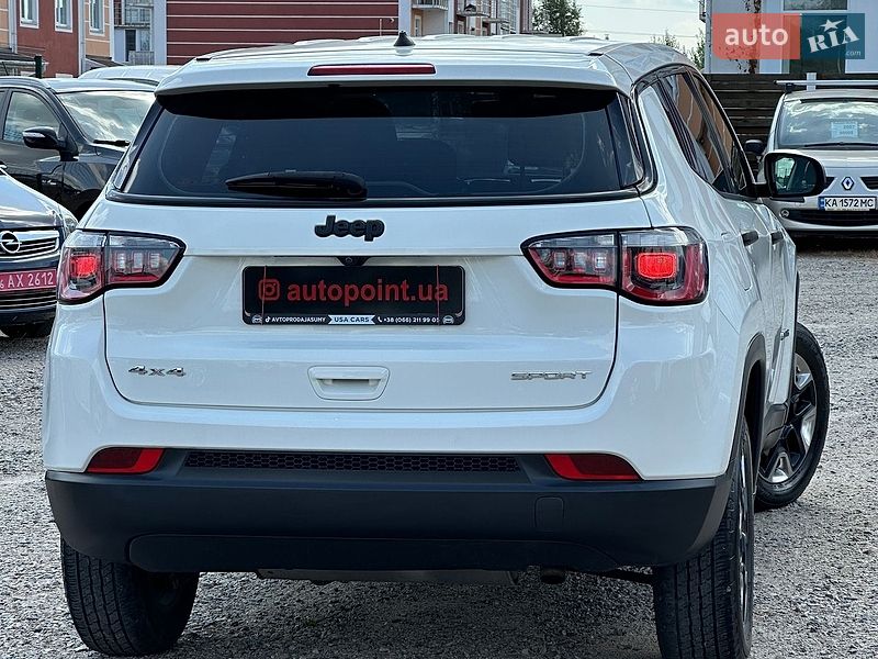 Внедорожник / Кроссовер Jeep Compass 2017 в Белогородке