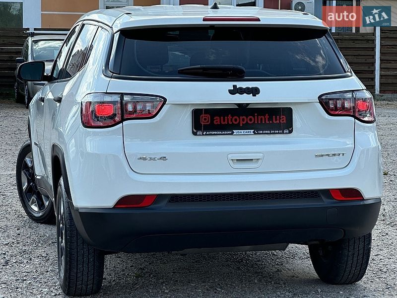 Внедорожник / Кроссовер Jeep Compass 2017 в Белогородке