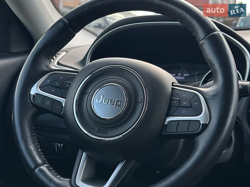 Внедорожник / Кроссовер Jeep Compass 2017 в Белогородке