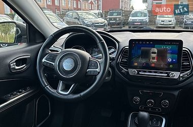 Внедорожник / Кроссовер Jeep Compass 2017 в Белогородке