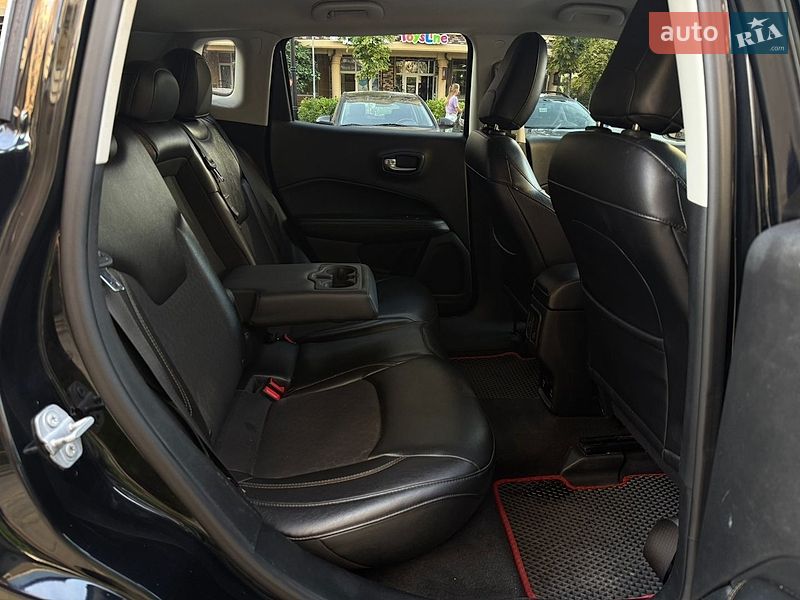 Позашляховик / Кросовер Jeep Compass 2017 в Києві