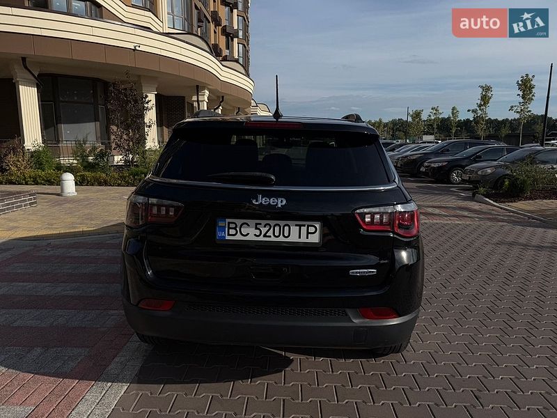 Позашляховик / Кросовер Jeep Compass 2017 в Києві