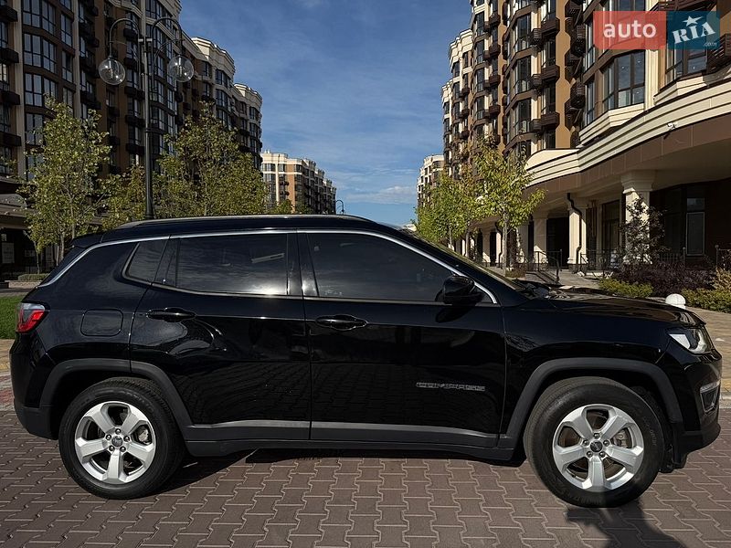 Позашляховик / Кросовер Jeep Compass 2017 в Києві