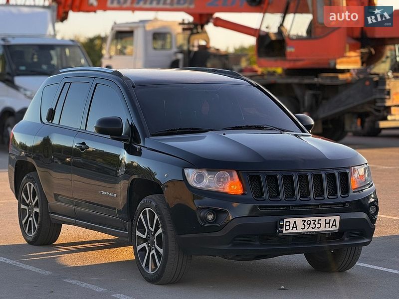 Внедорожник / Кроссовер Jeep Compass 2012 в Кропивницком