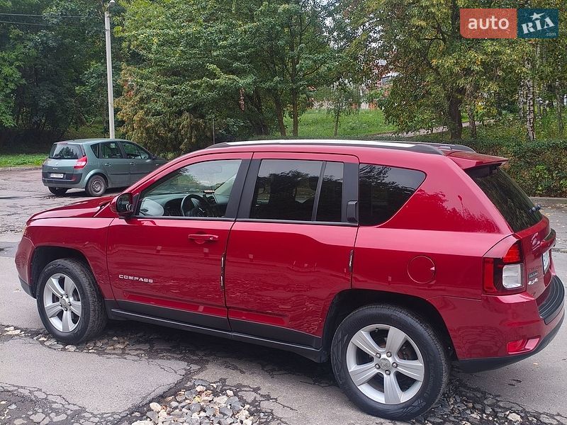Внедорожник / Кроссовер Jeep Compass 2014 в Тернополе