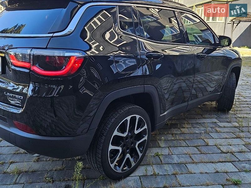 Внедорожник / Кроссовер Jeep Compass 2018 в Ахтырке