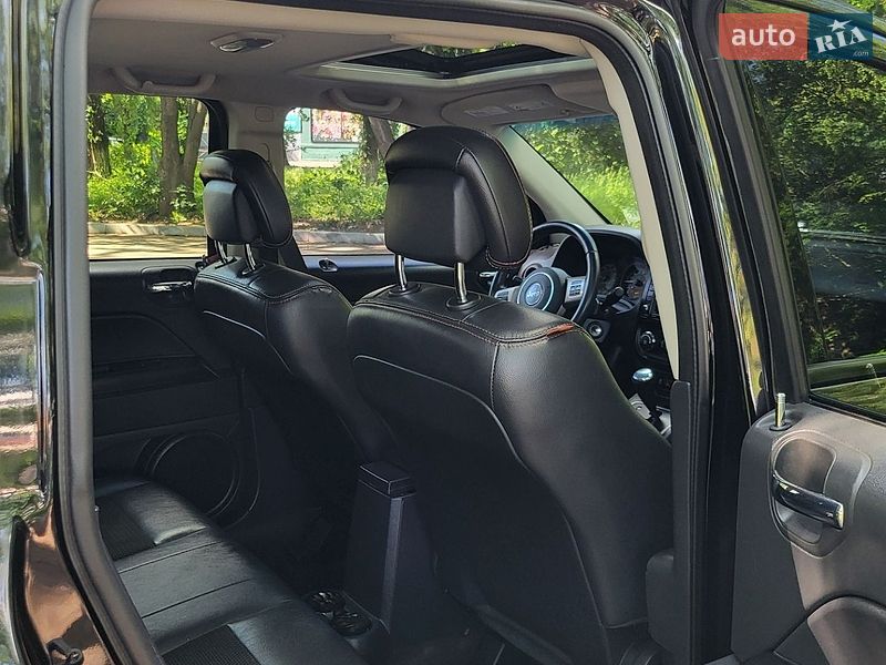Внедорожник / Кроссовер Jeep Compass 2016 в Виннице